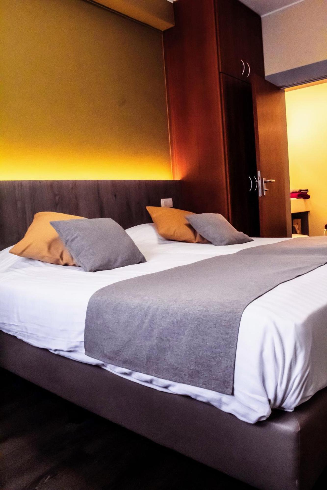 Hotel Des Postes Уффализ Номер фото